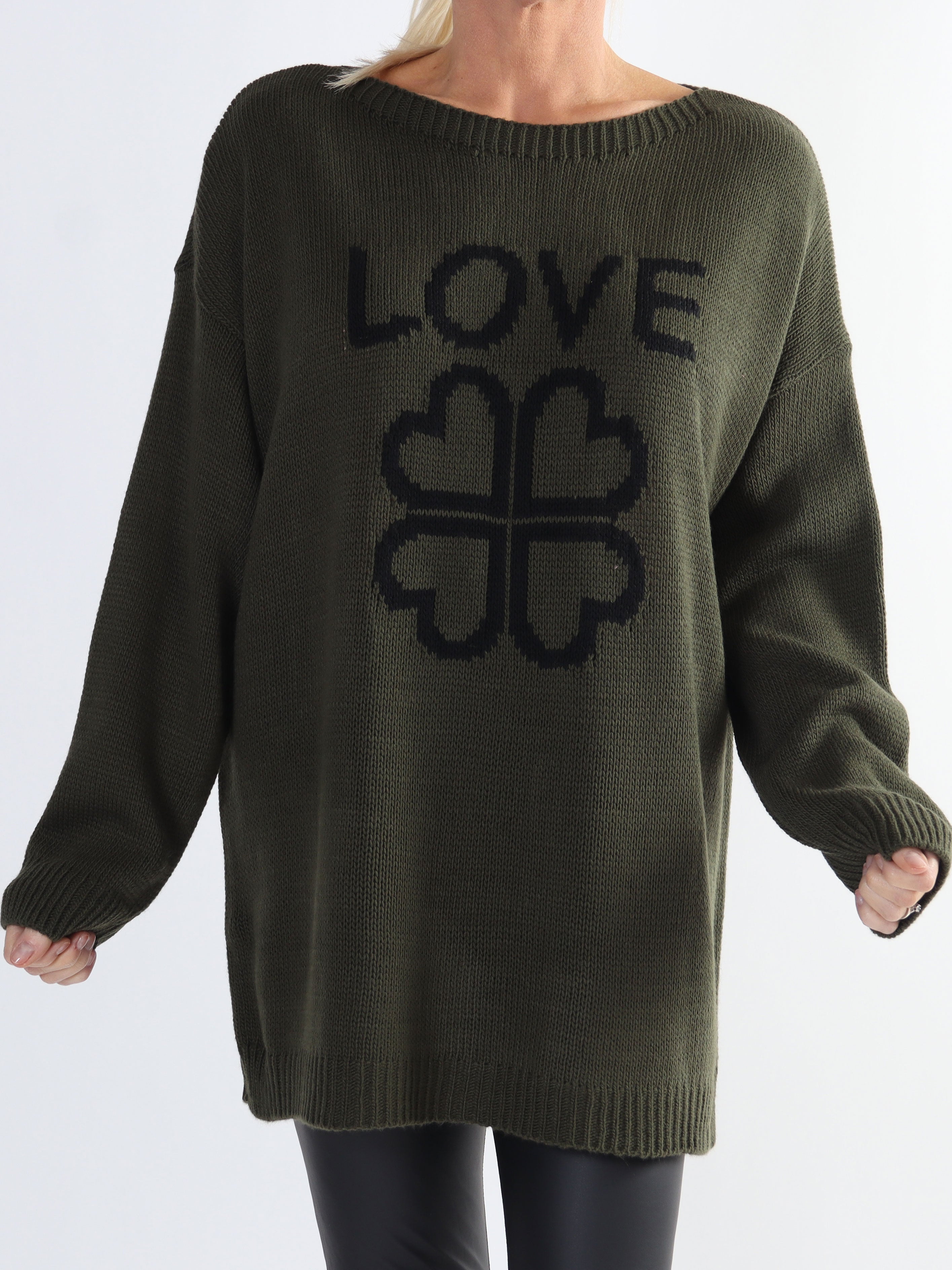 Mia - Stickad blus med fyrklöver i plus size-modell